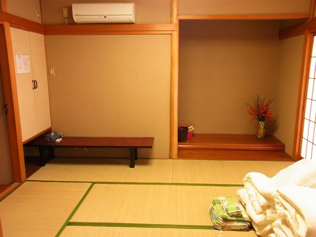 Guesthouse Shirahama Bagian luar foto