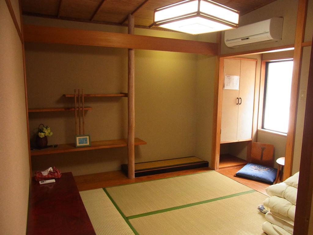 Guesthouse Shirahama Bagian luar foto