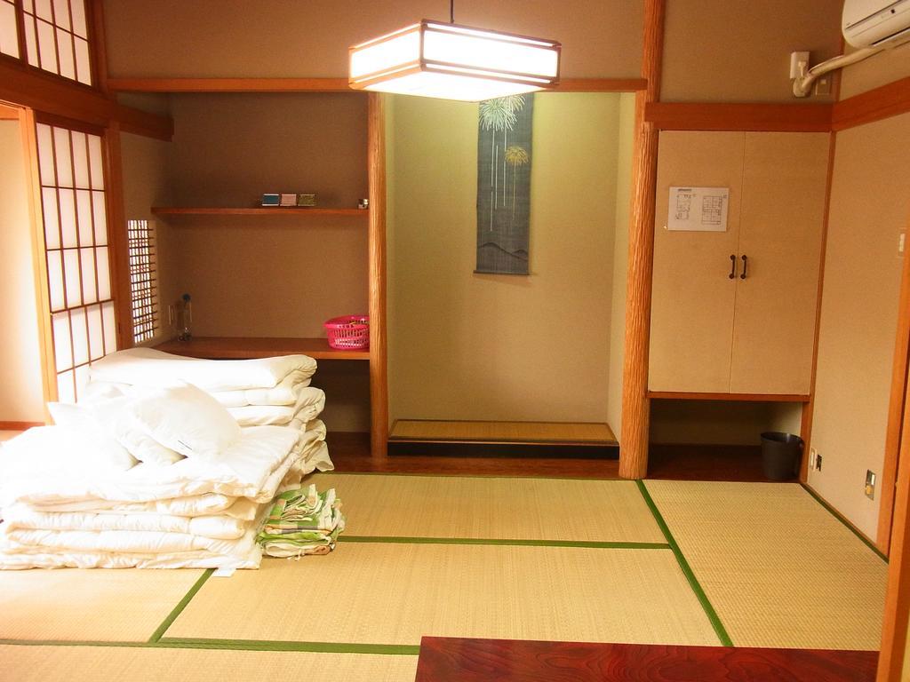 Guesthouse Shirahama Bagian luar foto